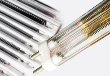 آموزش تعویض المنت‌های شیشه‌ای لامپ حرارتی